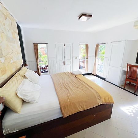 Puri Nusa Beach Hotel Lembongan Buitenkant foto