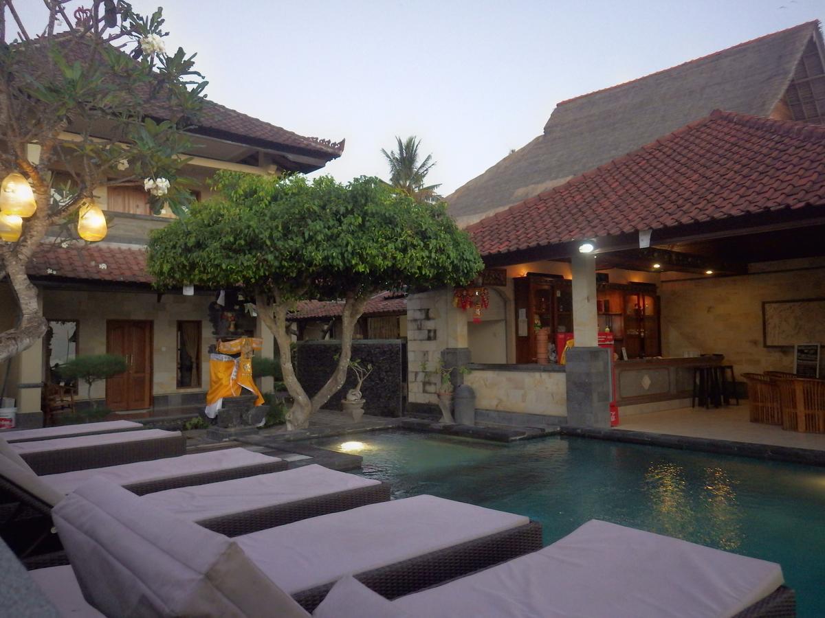 Puri Nusa Beach Hotel Lembongan Buitenkant foto