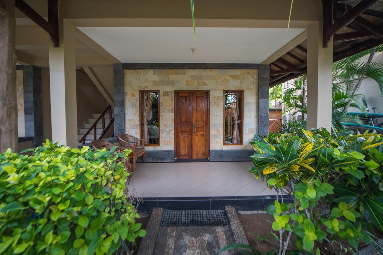 Puri Nusa Beach Hotel Lembongan Buitenkant foto