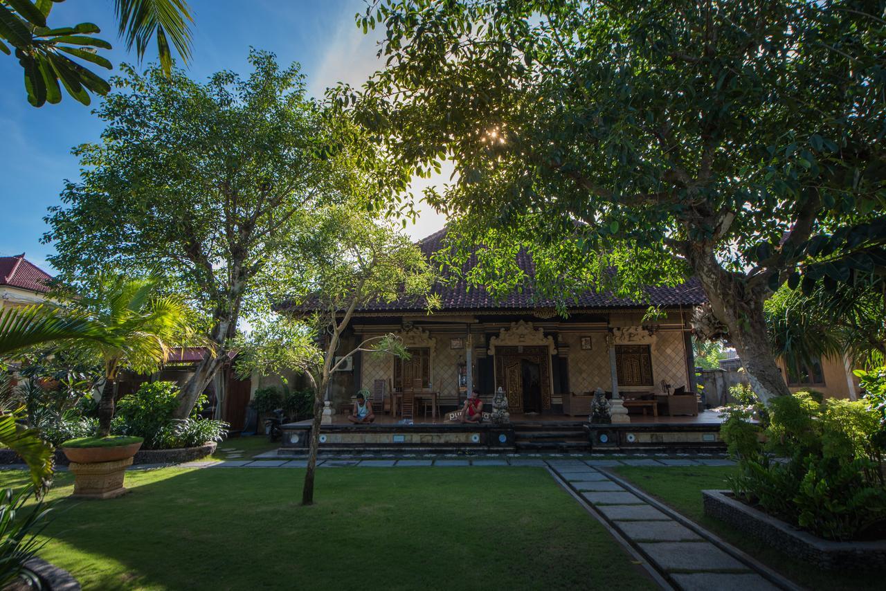 Puri Nusa Beach Hotel Lembongan Buitenkant foto